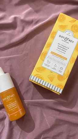 10% Vitamin C Glow Boost! 🍊✨

Dull & tired-looking skin? Sa