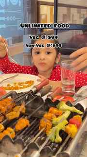 😱 Wait, unlimited buffet at THIS price?!
Malai chicken has