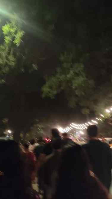 Puri delhi ke log hi aa gye lgta h c.r park 😂
..
..
..
..
.