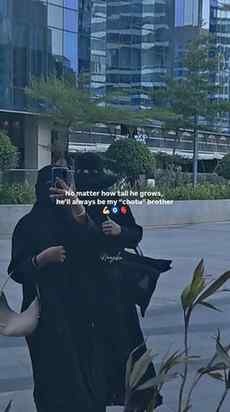 Drop a 🙋‍♀️ if you’re the elder sister carrying the family 