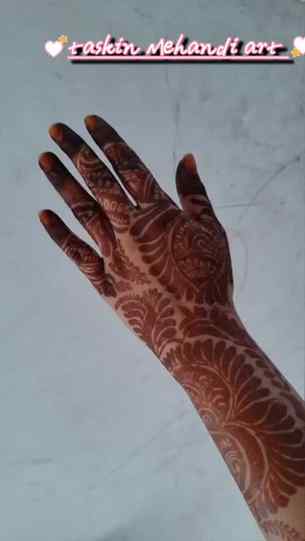 Look at this just 😲 Taskin mehndi art ,#mehndiartist #henna