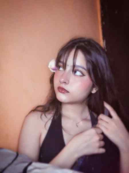 🪷🦢low quality post i guess🥀
.
.
@nancyshiiee
#nancyshiie