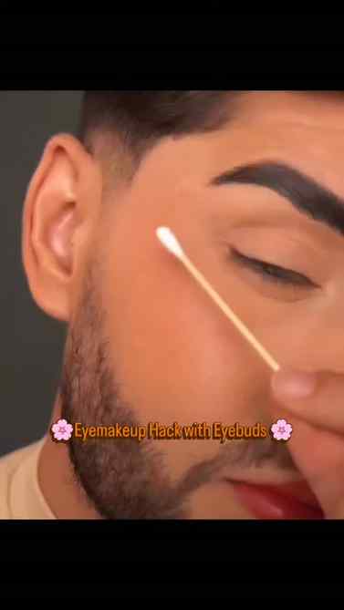 Easy & quick Eyemakeup Hack ✨
.
#reels #trending #instagra