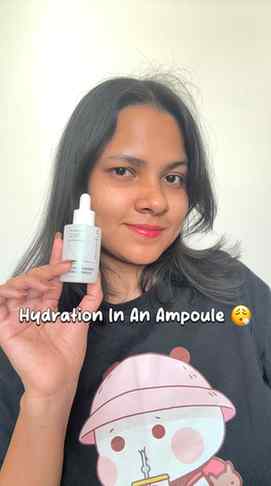 This Zipiderm Korean EGF hydro ampoule deeply hydrates, repa