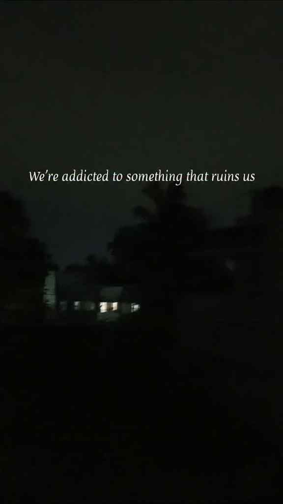 ⛈️⚡

#explorepage #thunder #rainyday #quotes