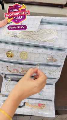 Jewellery lovers, this one’s for you! ✨💍
This travel-friend