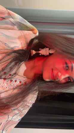 Raat ka chand ya phir yeh wala chand?❤️
.
.
.
.
.
chand , fo