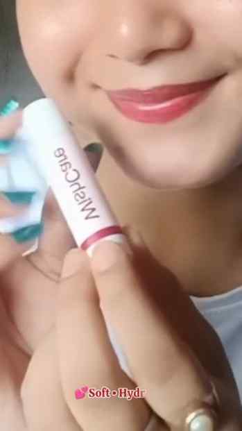 ✨ Dry lips? Not anymore 💋
This little balm is my everyday s
