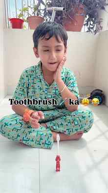 Toothbrush bechara🤣😅😂😃😄
#Trending #toothbrush #kidsmoo
