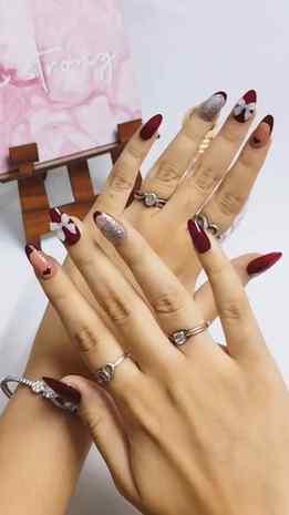 The nail transition every girl needs ๐
๐ป๐ฎโ๐จ
Thank you @
