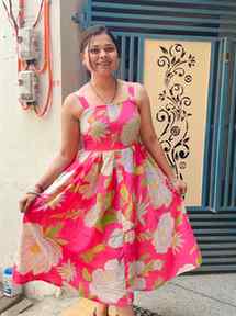 This dress deserves its own fan page 😍🪞💐
Ready for next c