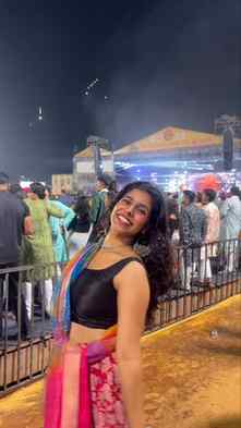 Aye halooooooo
.
.
.
.
.
#navratri #navratrioutfits #dandiya