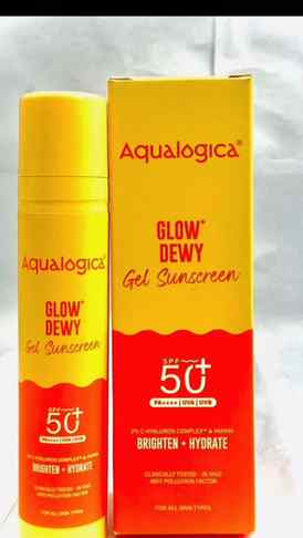 Glow+Dewy sunscreen SPF 50++++
Hydrating, lightweight & whit