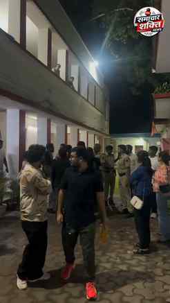 Police Station: Lodhi Colony

Head Constable Vikrant is the 