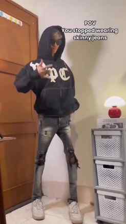 Baggy jeans under budget 
Comment “link” for baggy jeans
.
.