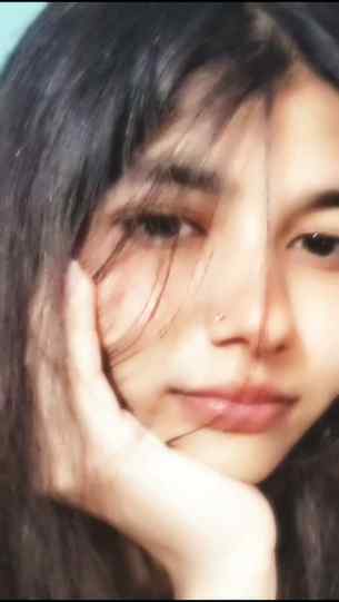 Mai ? Hurt? naaah bro mai toh bina hurt k paida huie thi :) 