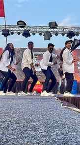 Madathapetti cover🕺🏼💃🏼 at OBF
.
#panda_meow18
.
#dance