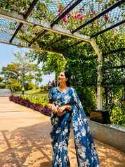 Saree from @geetawholesalemart 

#saree #sareefashion #geeta