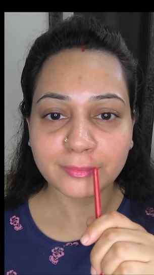 Save & share with your makeup Paglu besties jinko color
corr