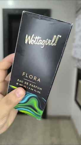 🌸 Smell good. Feel prettier. Leave a little floral magic wh
