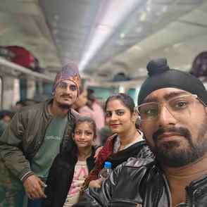 Enjoying New Year's 2k25 💞✨
Family💖

#newyear #family #lov