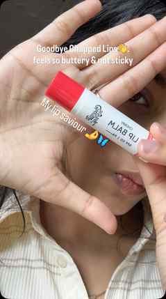 It’s not just a lip balm, it’s THE lip balm 💋
No stickiness
