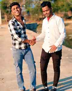 Dost❌Bhai💝
.
.
#yaari #dosti #brother #trendingaudio
