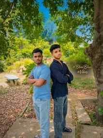"Back to back, we got each other's back. ⚡"
.
.
.
#bhaibha
