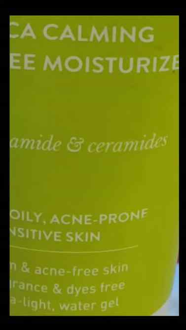 Lightweight aur non-sticky moisturizer hai. Skin ko achhi hy