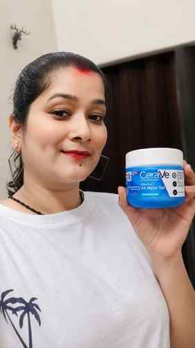 #PR Glow-up in a jar ✨💙
​This moisturizer feels incredibly 