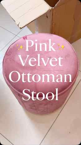 Pink ottoman stool for your Vanity is here under 1k ๐โจ๐
C