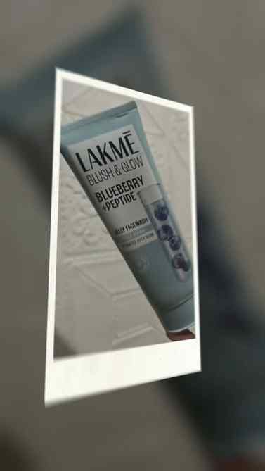 Best lakme face wash & face massager
.
.
#LehLah #flipkart