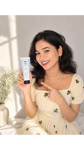 A quick refresh is all your skin needs after a long day in t