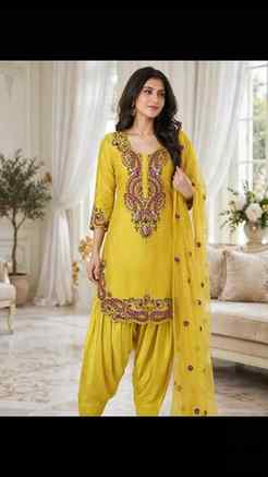 खूबसूरत Suit ❤️
Simple, elegant और stylish look ✨
Suit #Suit