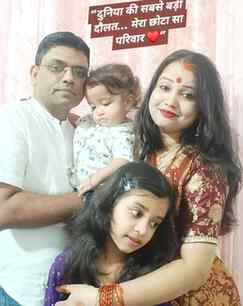“ना महंगे कपड़ों की चाह है, ना बड़ी-बड़ी खुशियों की…
बस मेरे