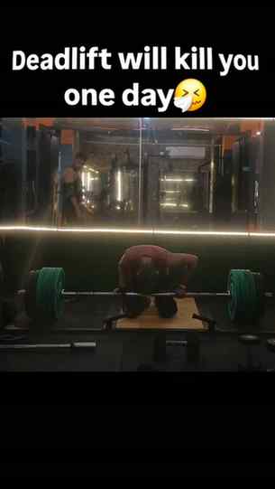 Deadlift will kill you but not cheat...💗🤧

#gymmotivation 