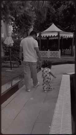 बेटियाँ सच में घर की खुशी होती हैं। 🧿🌸
#DaughterLove #Be
