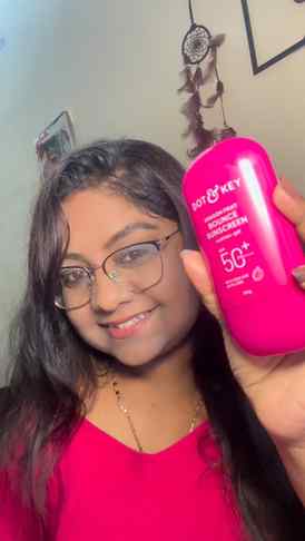 “Is this an Indian or Korean sunscreen?” 👀✨
Wait till you s