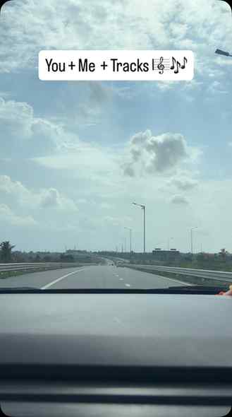 You + Me + Long Drives 🥰🥰!!

#couples #love #reelitfeelit 
