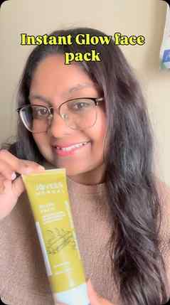 Looking for an instant glow pack? ✨

The Jovees Herbal Glow 