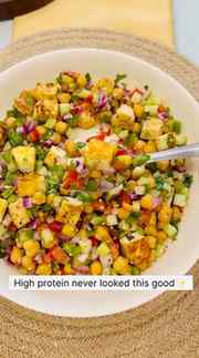 The salad we keep craving lately ✨🥗
High protein, crunchy, 