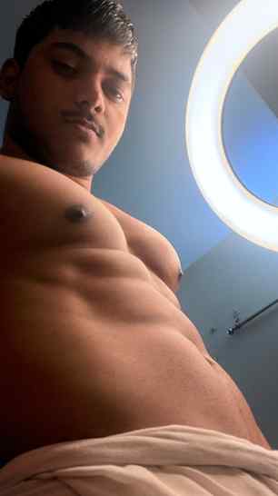 How I balanced my both chest 
Here is the three workout whic