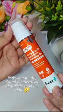 Hydrated. Protected. Glowing ☀️✨
This SPF 50 sunscreen feels