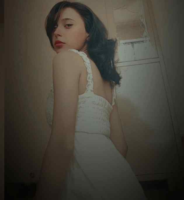 Soft girl era... Hell no...!!