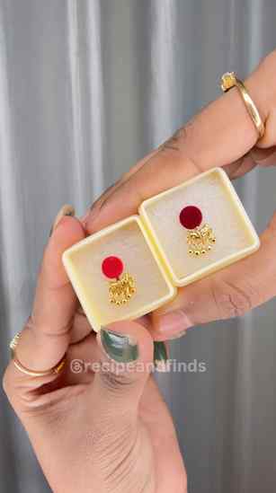✨ Traditional look ला सुंदर finishing touch द्यायची असेल, तर