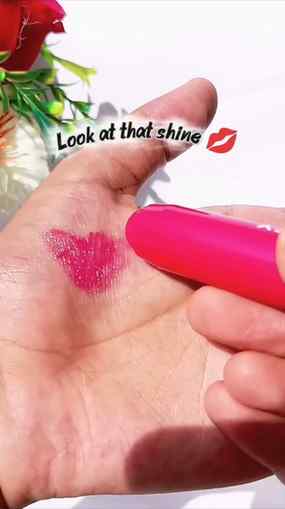 Lip balm, but make it high protection + high gloss ✨💄
​Test