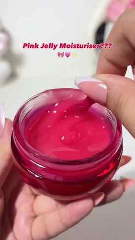 That glossy, bouncy skin starts with the right skincare 💗🌹