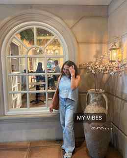 My vibes♥️✨
.
.
.
[vibe aesthetic cafe coffee outfits Sunday