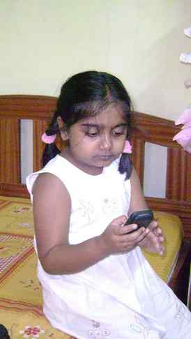 Phone addiction didn't start now
.
.
.
.
#fyp #chainsmokers