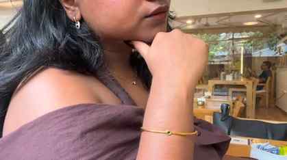 Okay but… why does the right jewellery make every outfit fee
